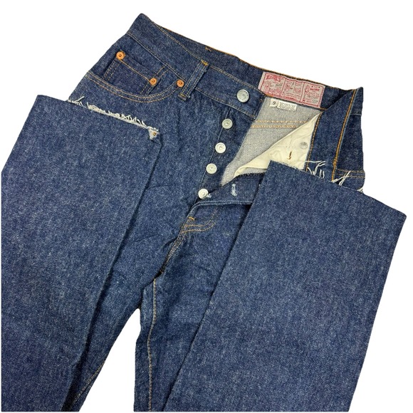 Vintage 80s 90s Levis 501 Jeans Button Fly Womens 9 High Rise Frayed Raw Hem USA - Picture 1 of 12